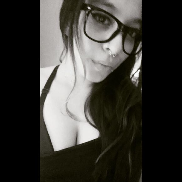 Profile Picture of Bianca Cordero (@binkybear) on Poshmark
