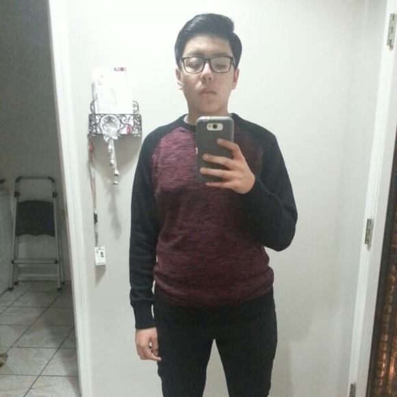 Profile Picture of Erick Erreguin (@ericke03865) on Poshmark