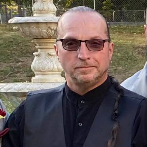 Profile Picture of John Raye (@johnraye1964) on Poshmark