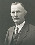 Profile Picture of Lyell McEwinon Wikipedia