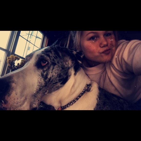 Profile Picture of Clara Licklider (@claralicklider_) on Poshmark