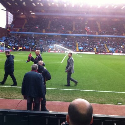 Profile Picture of Stephen Gibbins (@villa74fan) on Twitter