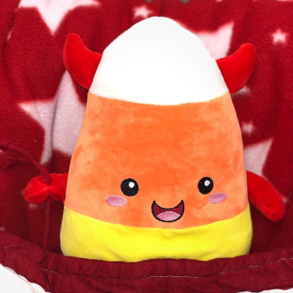 Profile Picture of Sarah Andrews (@lilone103) on Poshmark