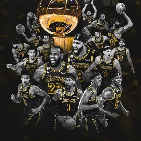 Profile Picture of Gustavo Serafin (@gus732) on Poshmark