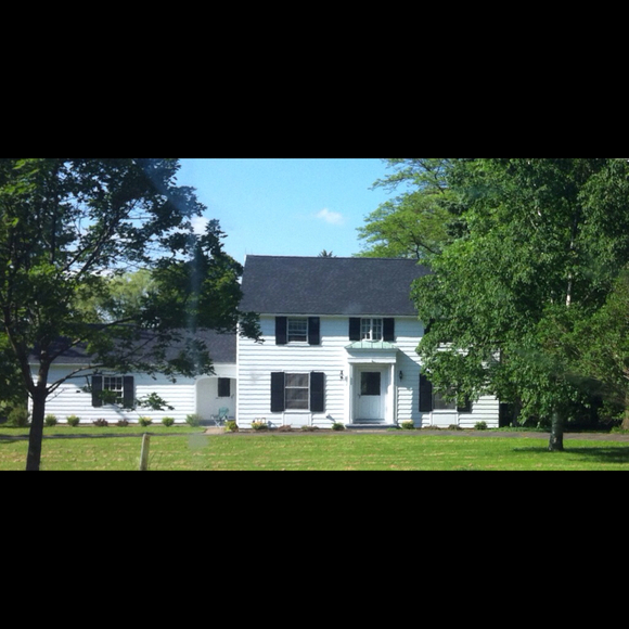 Profile Picture of Robin Schenk (@rschenk) on Poshmark