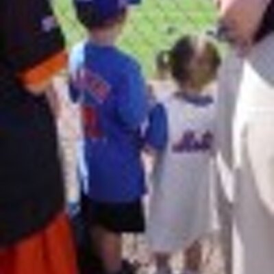 Profile Picture of Laura Lapidus (@MetsMom) on Twitter