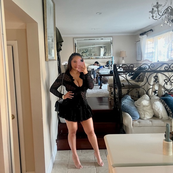 Profile Picture of Erika Hernandez (@erimonher) on Poshmark