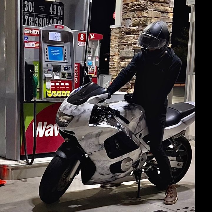 Profile Picture of Brett Carey (@@brettcarey) on Tiktok