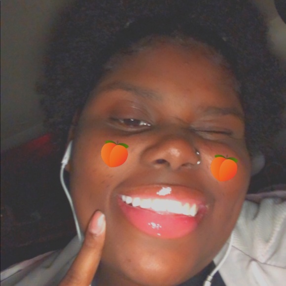 Profile Picture of Deleka Wilcox (@capalot_leka) on Poshmark