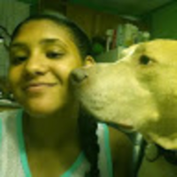 Profile Picture of Destiny De barros (@deelove1998) on Poshmark