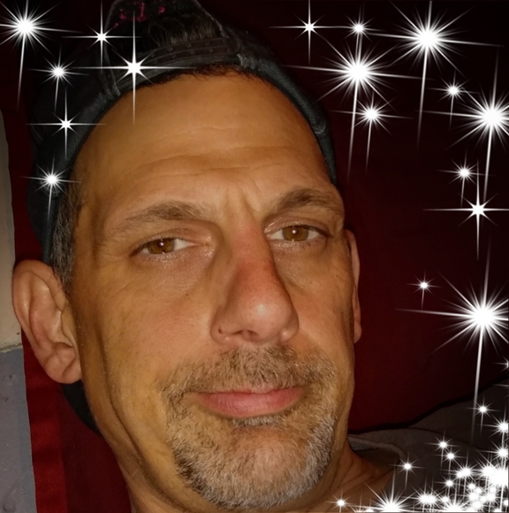 Profile Picture of Thomas Santilli (@tomsantilli74) on Poshmark
