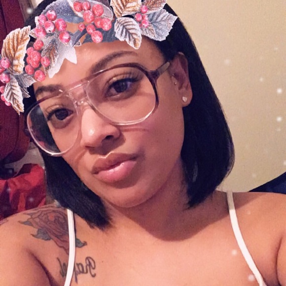 Profile Picture of Rosa Mercedez (@rosaa_lee) on Poshmark