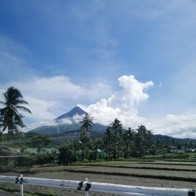 Profile Picture of Fely (@felygel_09) on Twitter