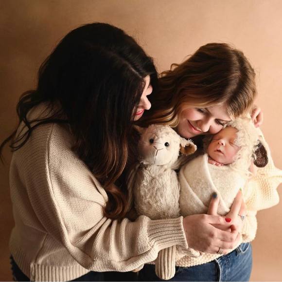 Macey Krottinger - Poshmark Profile Picture of Macey Krottinger (@maceyayres) on Poshmark