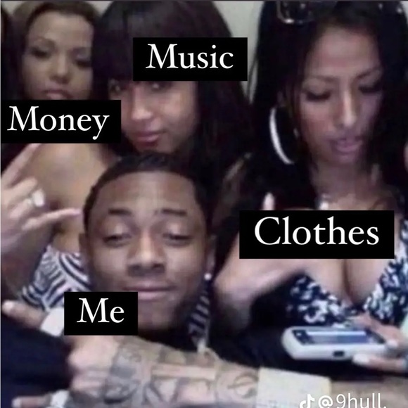 Profile Picture of Jeremy Robledo (@jeremyrobledo) on Poshmark