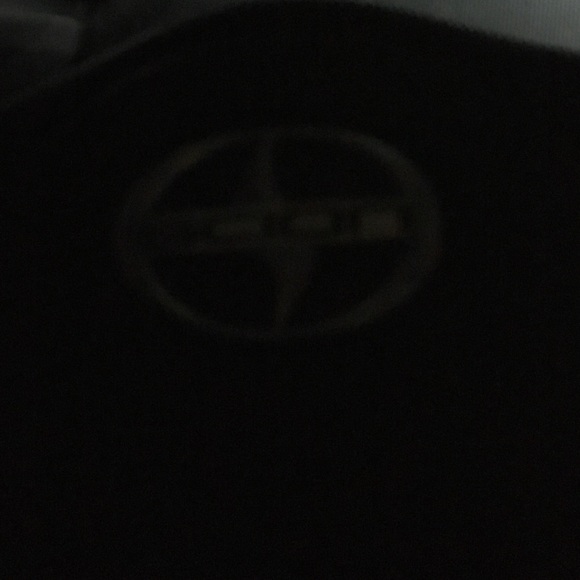 Profile Picture of Chris Martinez (@cem_martinez) on Poshmark