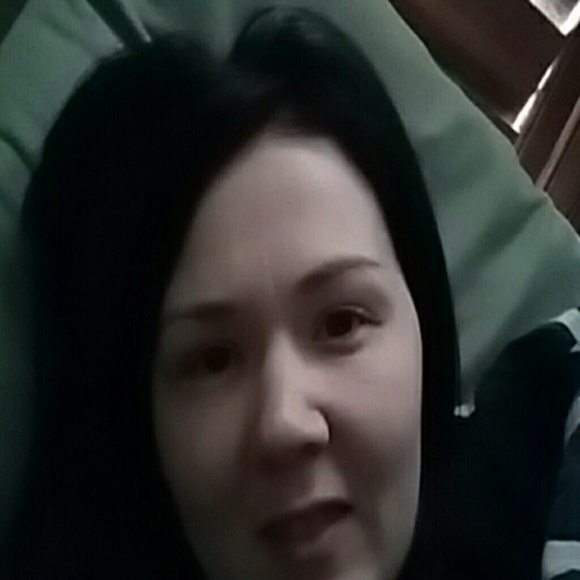 Profile Picture of Kandis Remmers (@kandisremmers3) on Poshmark