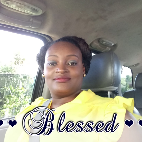 Profile Picture of Marilyn Haynes (@marilynhayne880) on Poshmark