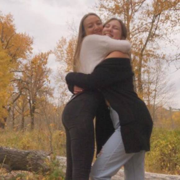 Profile Picture of Skylar Coburn (@skylarcoburn) on Poshmark