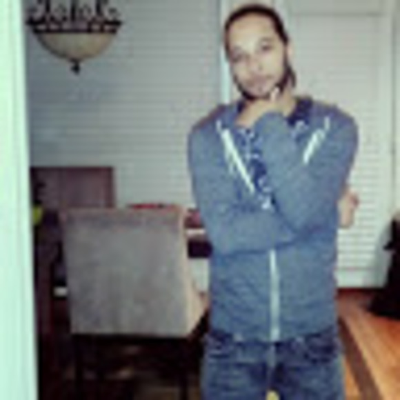 Profile Picture of Leo Coutermarsh (@randyleobflow) on Poshmark