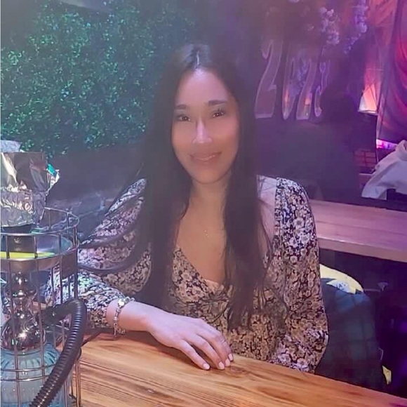 Profile Picture of Taylor Alvarez (@pandamaniac91) on Poshmark