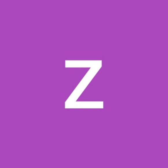 Profile Picture of Zahra Muhsen (@muhsenzahra14) on Poshmark