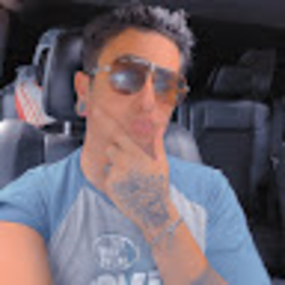 Profile Picture of Luis Pagan (@luispagan893) on Poshmark