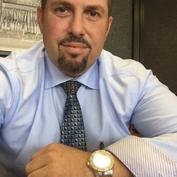 Profile Picture of Erik Gordon (@erikhgordon) on Poshmark