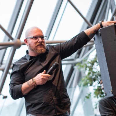 Profile Picture of Jon Henderson (@tricyclejon) on Twitter
