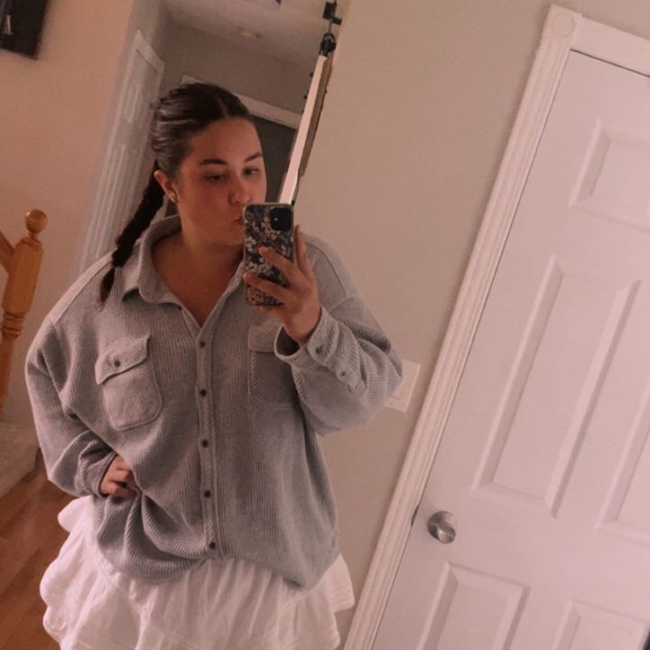 Profile Picture of Allison (@allison.emslie) on Tiktok