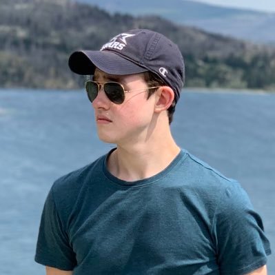 Profile Picture of Andrew Tompkins Lewis (@andrewdtlewis) on Twitter