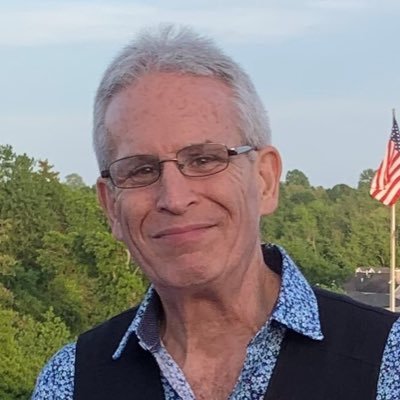Profile Picture of Michael Charney (@MichaelLCharney) on Twitter