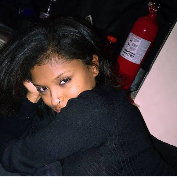 Profile Picture of Giselyz Delara (@coolthing11) on Poshmark