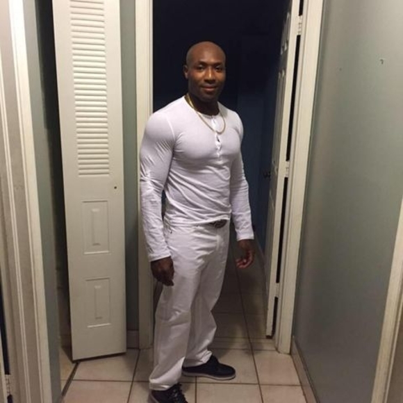 Profile Picture of Malik Joseph (@johnnyjoseph33) on Poshmark