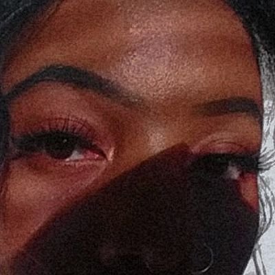 Profile Picture of 🌹 (@ARD3NWOODS) on Twitter