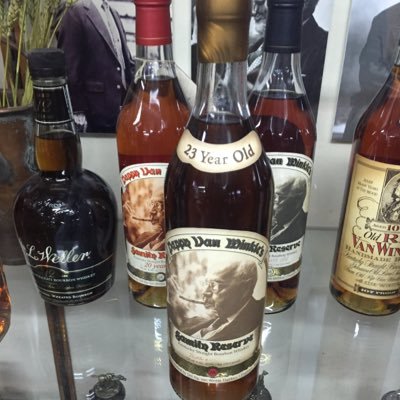 Profile Picture of Joe Doolin (@jpd8811) on Twitter