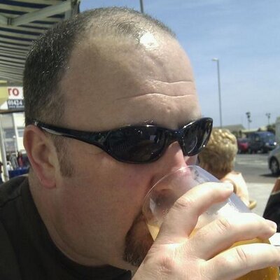 Profile Picture of Christopher Hamblin (@chrishamblin) on Twitter