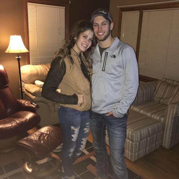 Profile Picture of Austin Grimm (@grimm_1008) on Poshmark