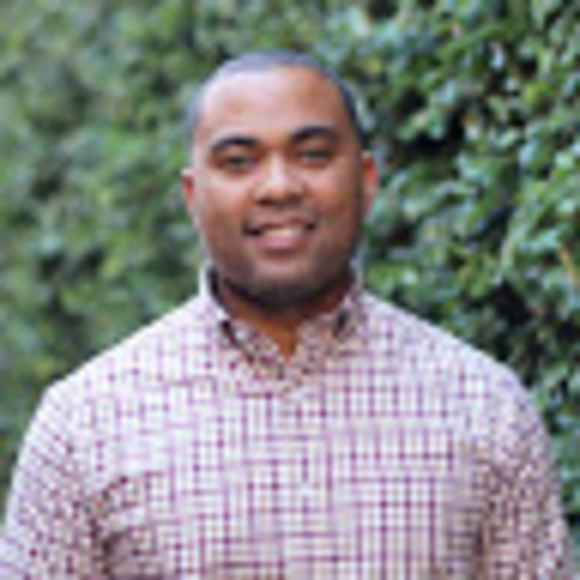 Profile Picture of Ken Wade (@kwadejr) on Poshmark