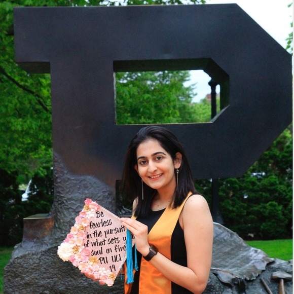 Profile Picture of Divya Bahri (@bahridivya) on Poshmark