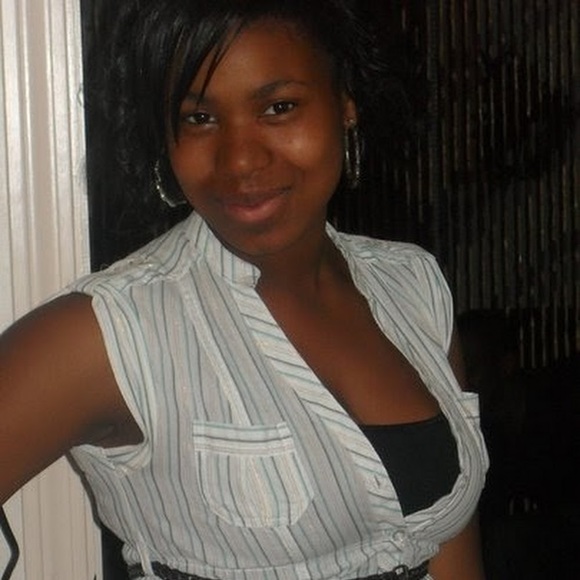 Profile Picture of Lukeisha Cannon (@kblasian6) on Poshmark