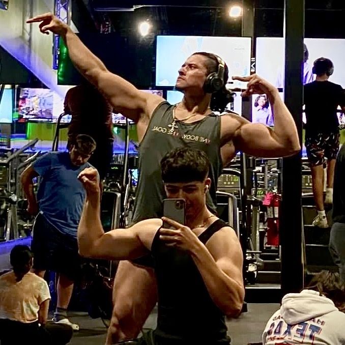 Profile Picture of Michael Marroquín (@michaelsrule) on Tiktok