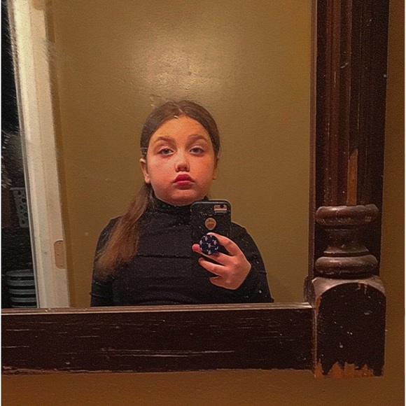 Profile Picture of Hayden Mason (@haydenmason851) on Poshmark