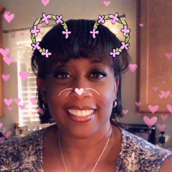 Profile Picture of Shay Milloy collier (@shaybelle9) on Poshmark