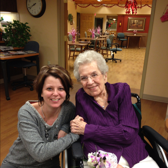 Profile Picture of Kim Earley (@kearley) on Poshmark