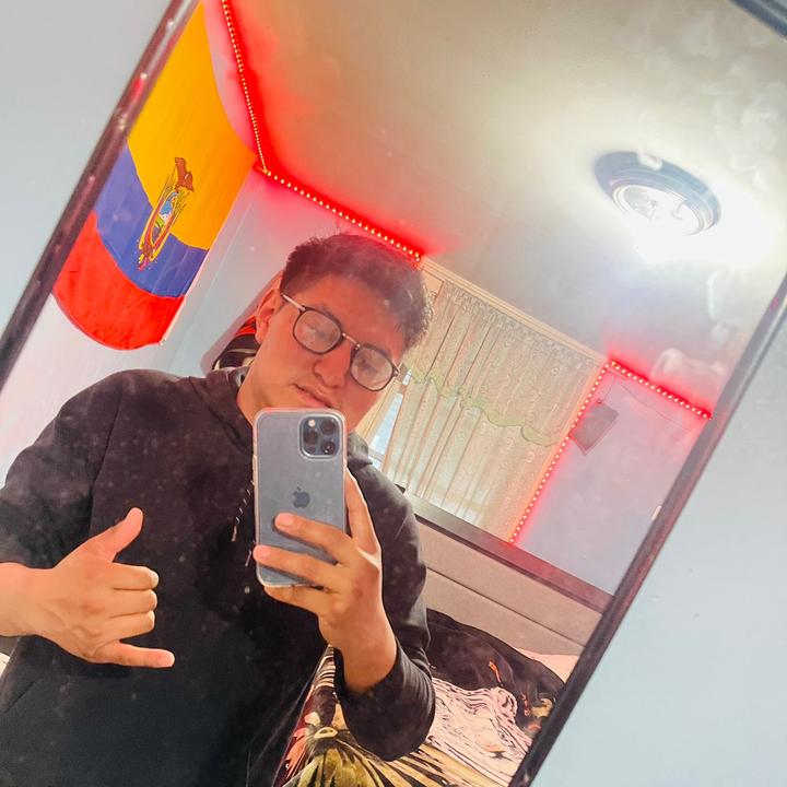 Profile Picture of Andrew Chicaiza (@andrewchicaiza.0) on Tiktok