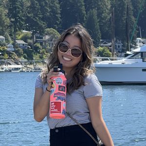 Profile Picture of jessicareisinger (@jessicareisinger) on Tiktok