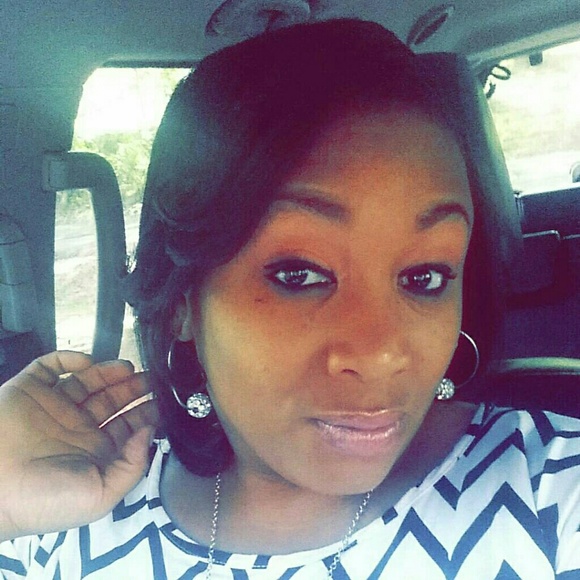 Profile Picture of Ladaysha Smith (@harikayzmom1) on Poshmark