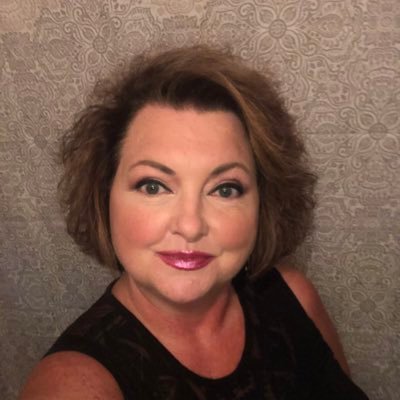 Profile Picture of Mandy Tenney (@MandyCakes67) on Twitter