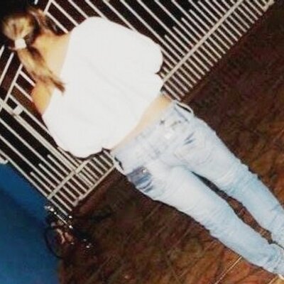 Profile Picture of Môonah Gonzalez (@Mona_Gonzalez) on Twitter